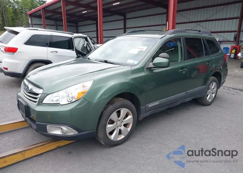 2010 Subaru Outback 2.5I Premium z USA, uszkodzony, nr VIN 4S4BRBCC9A3360055